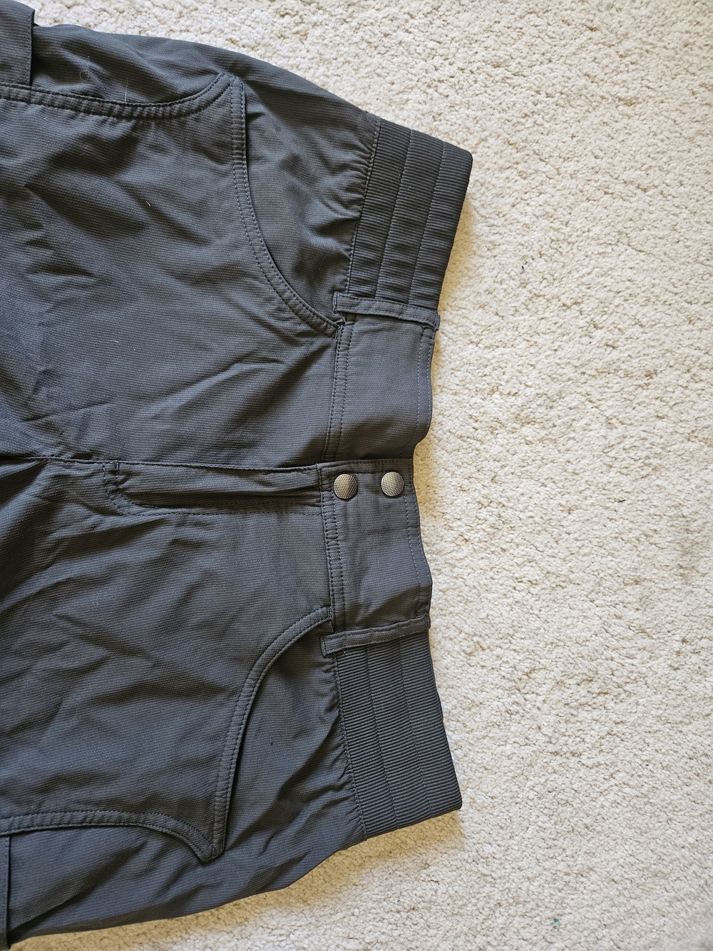 Title Nine Women's Army Dark Green Cargo Pants Size 14 - Picture 2 of 4